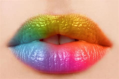 besos arcoiris|¿Qué es un beso arcoíris y cómo hacerlo de manera segura